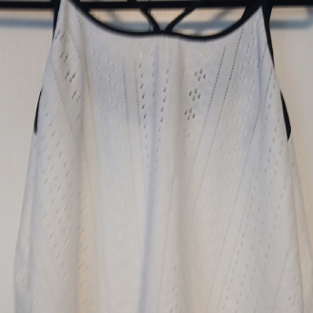 NWOT Black and White Eyelit Camisole Tank Top - Picture 5 of 7